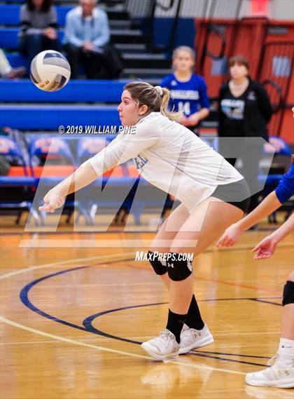 Thumbnail 3 in Cornwall Central vs. Wallkill (Section 9 Class A Final) photogallery.
