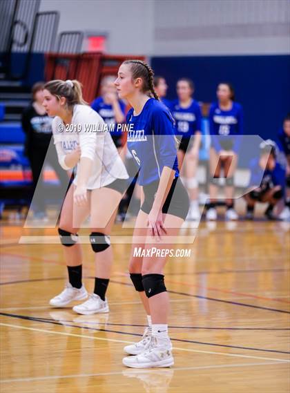 Thumbnail 2 in Cornwall Central vs. Wallkill (Section 9 Class A Final) photogallery.