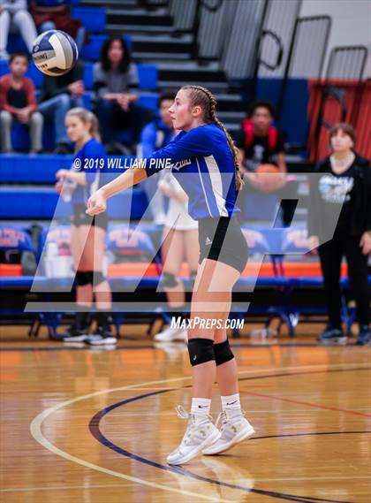 Thumbnail 1 in Cornwall Central vs. Wallkill (Section 9 Class A Final) photogallery.