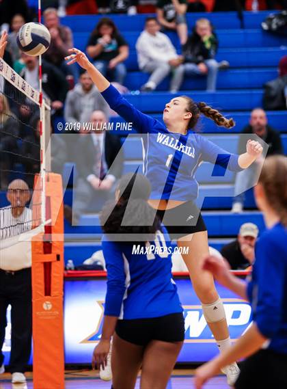 Thumbnail 1 in Cornwall Central vs. Wallkill (Section 9 Class A Final) photogallery.