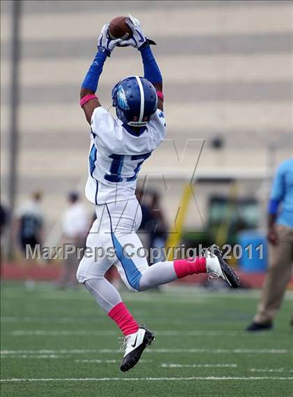 Thumbnail 3 in Wilmer-Hutchins @ Ranchview photogallery.