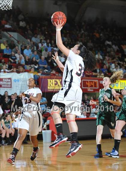 Thumbnail 3 in Butler vs. Green Hope (NCHSAA Class 4A Final) photogallery.