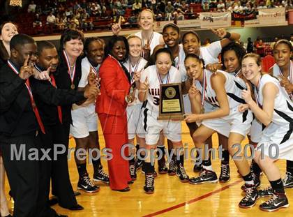 Thumbnail 3 in Butler vs. Green Hope (NCHSAA Class 4A Final) photogallery.