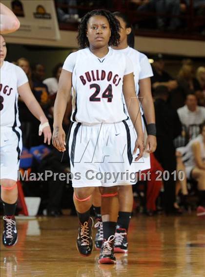 Thumbnail 2 in Butler vs. Green Hope (NCHSAA Class 4A Final) photogallery.