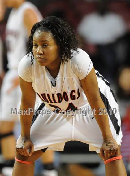 Thumbnail 2 in Butler vs. Green Hope (NCHSAA Class 4A Final) photogallery.