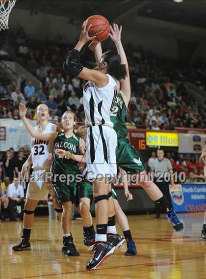 Thumbnail 1 in Butler vs. Green Hope (NCHSAA Class 4A Final) photogallery.