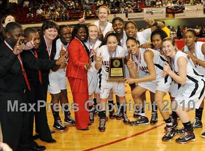 Thumbnail 1 in Butler vs. Green Hope (NCHSAA Class 4A Final) photogallery.