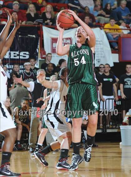 Thumbnail 2 in Butler vs. Green Hope (NCHSAA Class 4A Final) photogallery.