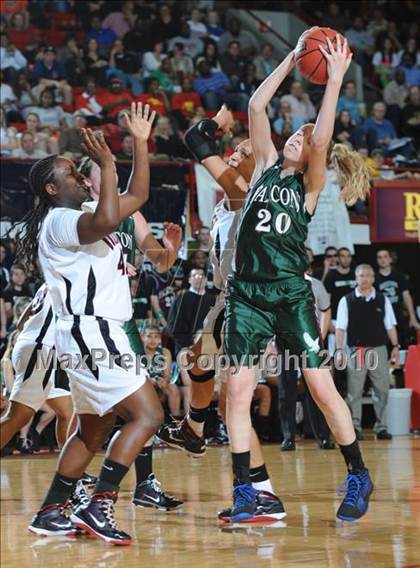 Thumbnail 3 in Butler vs. Green Hope (NCHSAA Class 4A Final) photogallery.