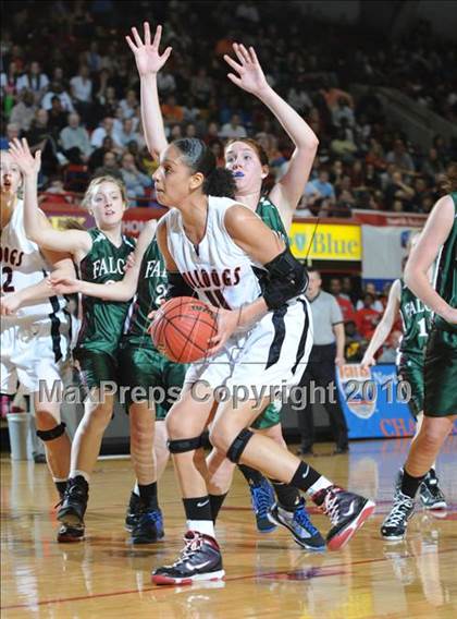 Thumbnail 3 in Butler vs. Green Hope (NCHSAA Class 4A Final) photogallery.
