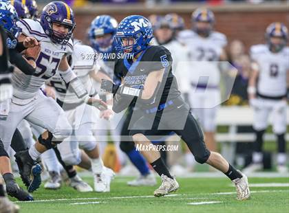Thumbnail 2 in North Platte vs. Marionville (MSHSAA Class 1 Championship) photogallery.
