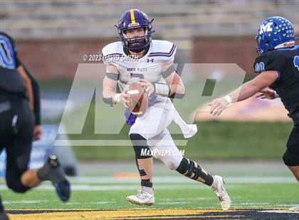 Thumbnail 3 in North Platte vs. Marionville (MSHSAA Class 1 Championship) photogallery.