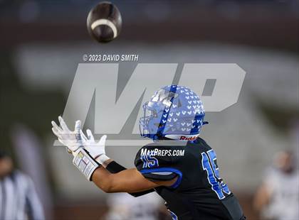 Thumbnail 2 in North Platte vs. Marionville (MSHSAA Class 1 Championship) photogallery.