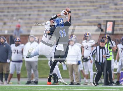 Thumbnail 1 in North Platte vs. Marionville (MSHSAA Class 1 Championship) photogallery.