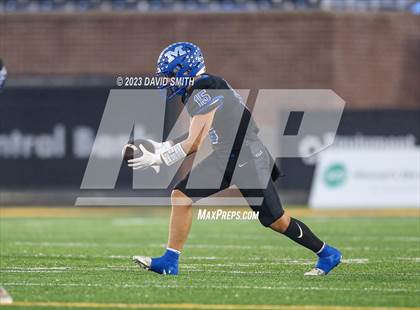 Thumbnail 1 in North Platte vs. Marionville (MSHSAA Class 1 Championship) photogallery.