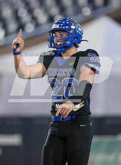 Thumbnail 2 in North Platte vs. Marionville (MSHSAA Class 1 Championship) photogallery.