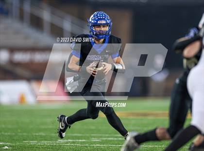 Thumbnail 3 in North Platte vs. Marionville (MSHSAA Class 1 Championship) photogallery.