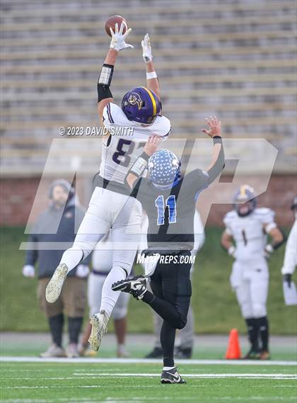 Thumbnail 3 in North Platte vs. Marionville (MSHSAA Class 1 Championship) photogallery.