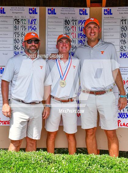 Thumbnail 3 in UIL 5A Golf Final Awards photogallery.