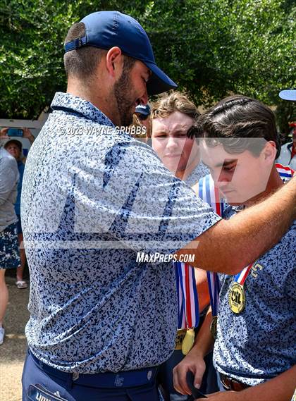 Thumbnail 3 in UIL 5A Golf Final Awards photogallery.
