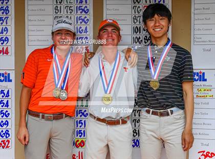 Thumbnail 1 in UIL 5A Golf Final Awards photogallery.