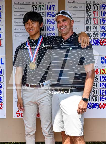 Thumbnail 2 in UIL 5A Golf Final Awards photogallery.