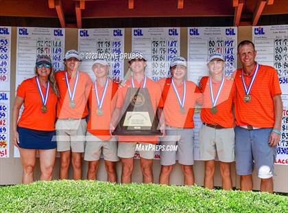 Thumbnail 1 in UIL 5A Golf Final Awards photogallery.