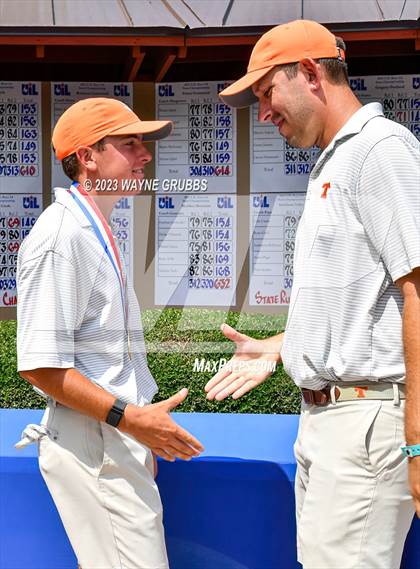 Thumbnail 1 in UIL 5A Golf Final Awards photogallery.