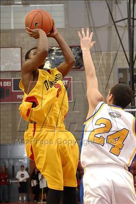 Thumbnail 1 in Santa Margarita vs. Dominguez (Nike Extravaganza) photogallery.