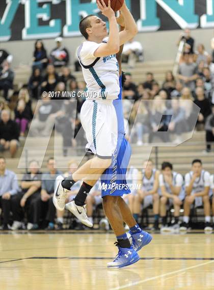 Thumbnail 2 in El Toro @ Aliso Niguel photogallery.