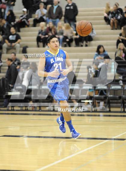 Thumbnail 2 in El Toro @ Aliso Niguel photogallery.