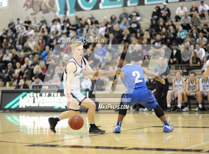 Thumbnail 2 in El Toro @ Aliso Niguel photogallery.