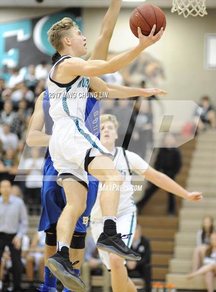 Thumbnail 1 in El Toro @ Aliso Niguel photogallery.