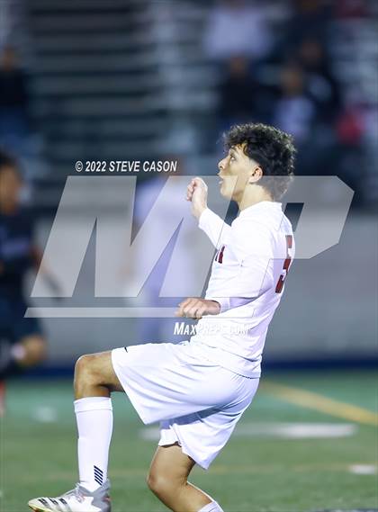 Thumbnail 2 in Riverbank vs. Delhi (CIF SJS D5 Finals) photogallery.
