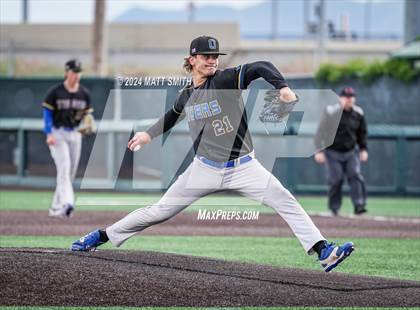 Thumbnail 2 in Orem @ Springville (UHSAA 5A Bracket 1 Round 1) photogallery.