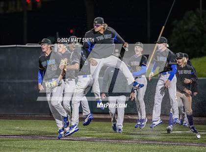 Thumbnail 1 in Orem @ Springville (UHSAA 5A Bracket 1 Round 1) photogallery.
