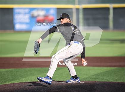 Thumbnail 3 in Orem @ Springville (UHSAA 5A Bracket 1 Round 1) photogallery.