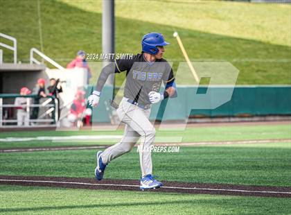 Thumbnail 1 in Orem @ Springville (UHSAA 5A Bracket 1 Round 1) photogallery.