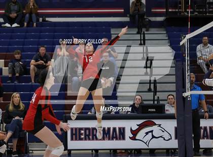 Thumbnail 3 in Mountain Ridge @ Herriman photogallery.