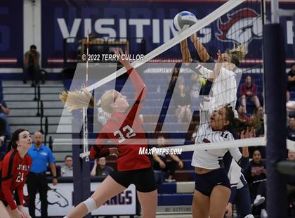 Thumbnail 3 in Mountain Ridge @ Herriman photogallery.