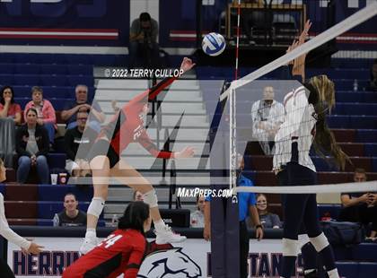 Thumbnail 3 in Mountain Ridge @ Herriman photogallery.