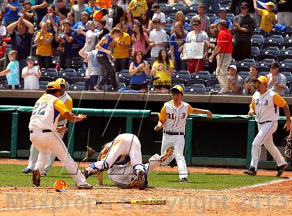 Thumbnail 2 in Johnsonburg vs. Canton (PIAA Class A Final) photogallery.
