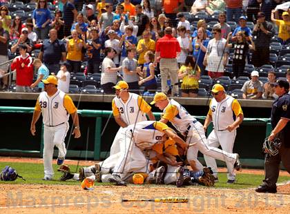 Thumbnail 3 in Johnsonburg vs. Canton (PIAA Class A Final) photogallery.