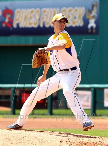 Thumbnail 2 in Johnsonburg vs. Canton (PIAA Class A Final) photogallery.