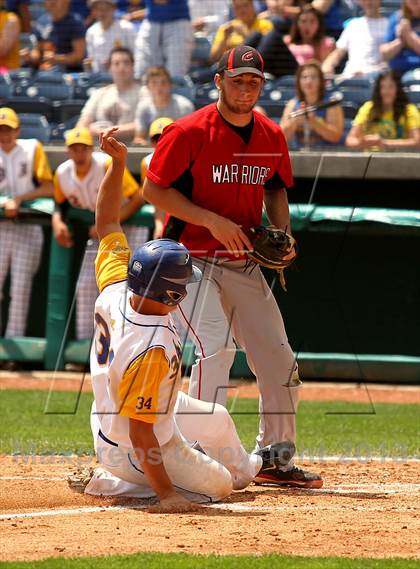 Thumbnail 1 in Johnsonburg vs. Canton (PIAA Class A Final) photogallery.