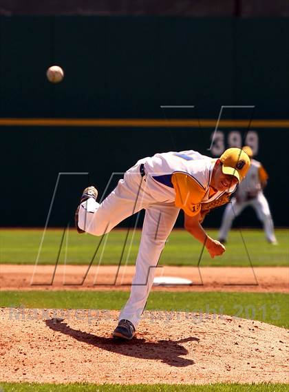 Thumbnail 3 in Johnsonburg vs. Canton (PIAA Class A Final) photogallery.
