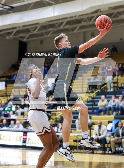 Thumbnail 2 in Lebanon vs. Brebeuf Jesuit Preparatory (IHSAA Class 3A Boys Sectional Round 1) photogallery.
