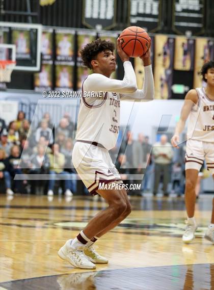 Thumbnail 1 in Lebanon vs. Brebeuf Jesuit Preparatory (IHSAA Class 3A Boys Sectional Round 1) photogallery.