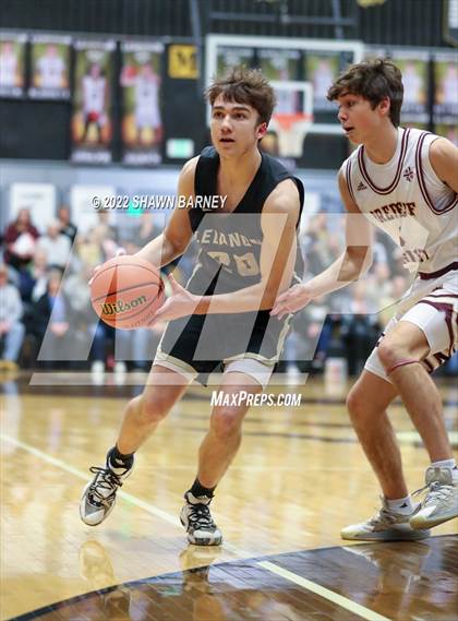 Thumbnail 1 in Lebanon vs. Brebeuf Jesuit Preparatory (IHSAA Class 3A Boys Sectional Round 1) photogallery.