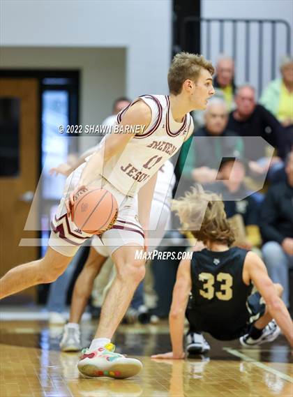 Thumbnail 3 in Lebanon vs. Brebeuf Jesuit Preparatory (IHSAA Class 3A Boys Sectional Round 1) photogallery.